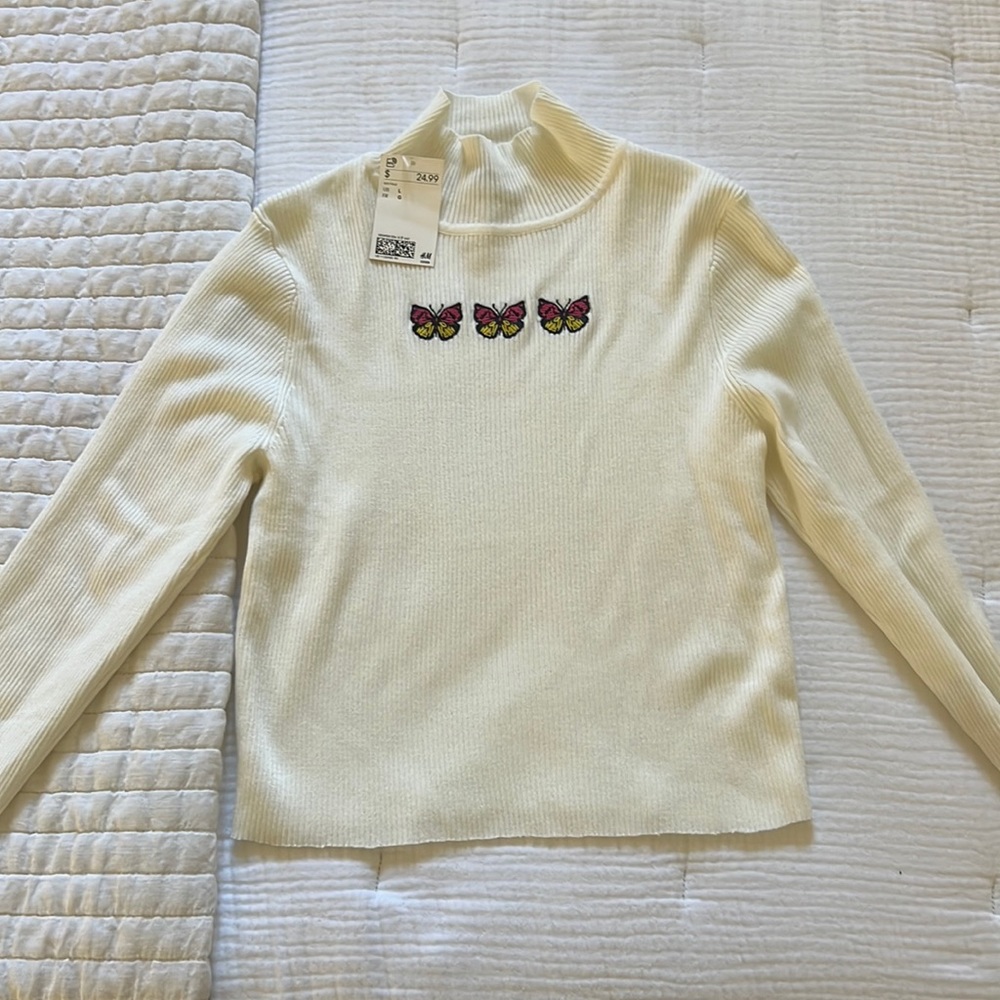 Large cream turtle neck h&m brand new